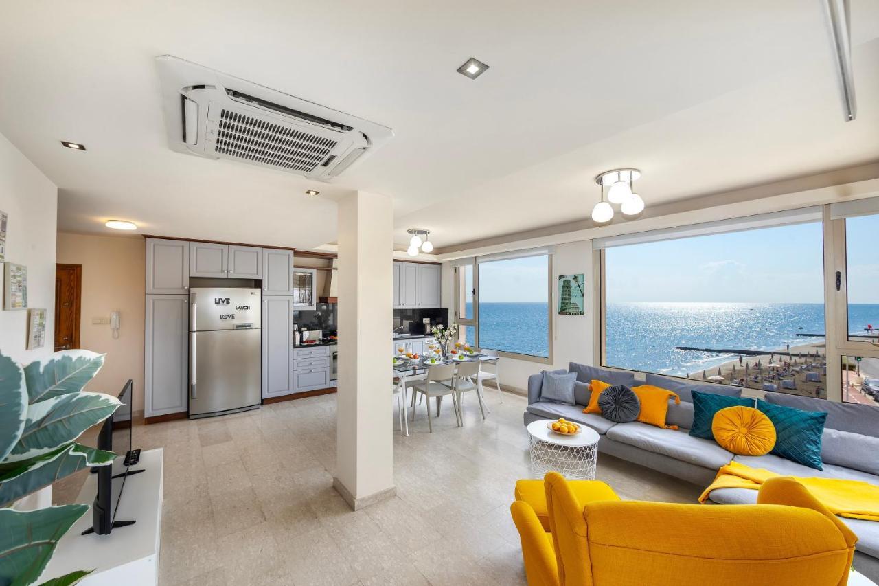 Mackenzie Beachfront Eftyhia Suite Larnaca Zewnętrze zdjęcie