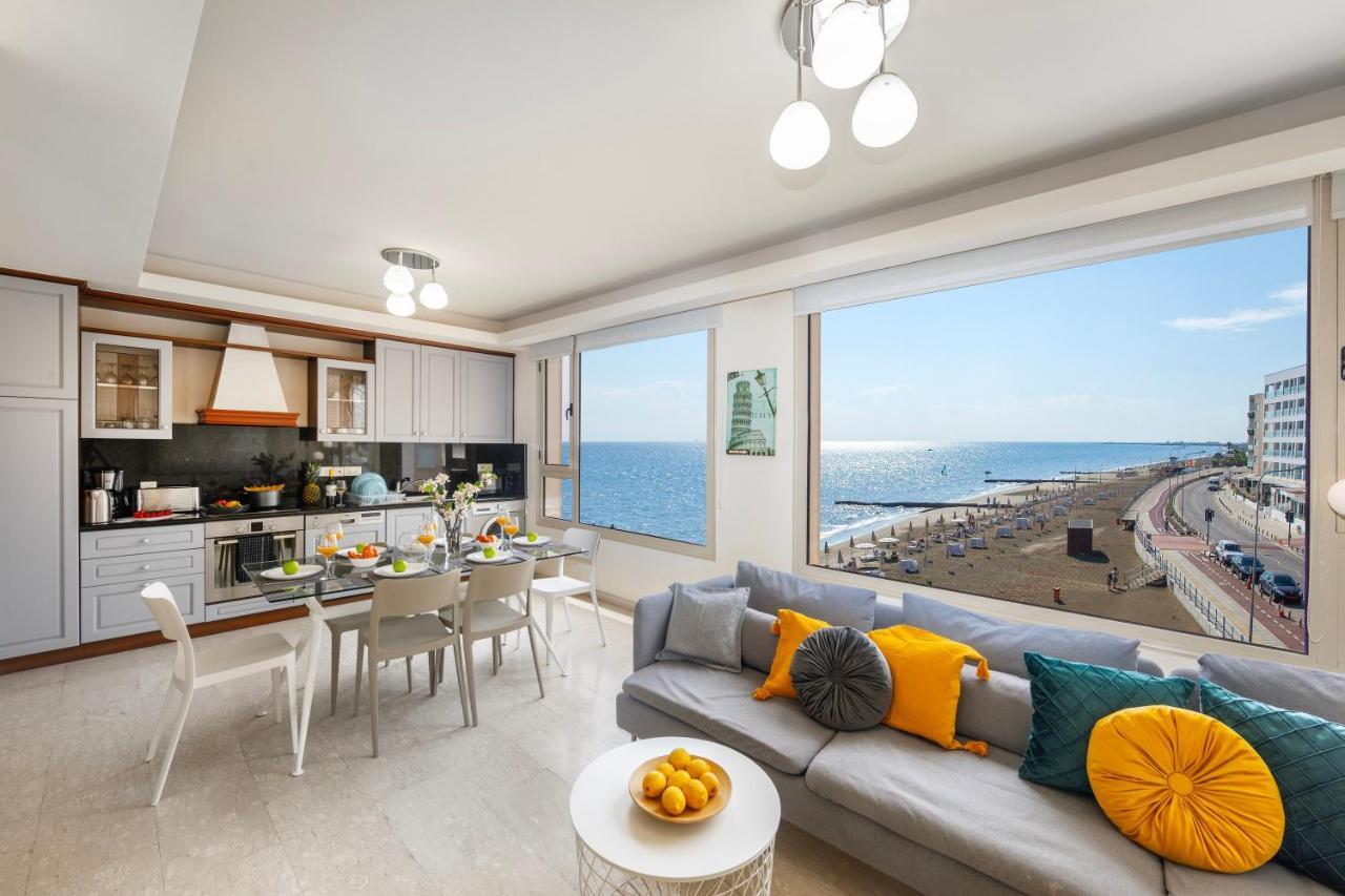 Mackenzie Beachfront Eftyhia Suite Larnaca Zewnętrze zdjęcie