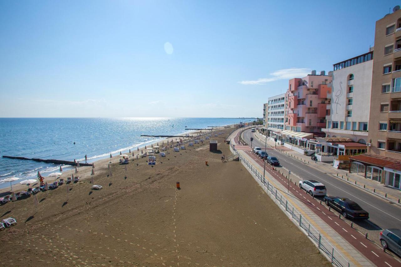 Mackenzie Beachfront Eftyhia Suite Larnaca Zewnętrze zdjęcie